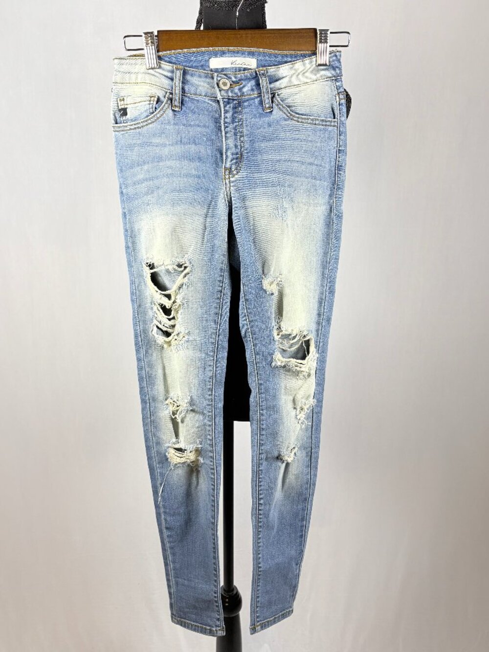 KanCan Los Angeles | Distressed Skinny Jeans | Women’s 25 | Light Wash Stretch